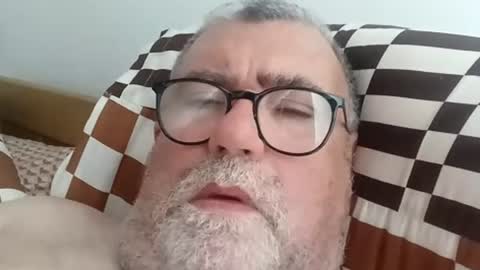 twohats2810 online show from June 21, 7:59 am