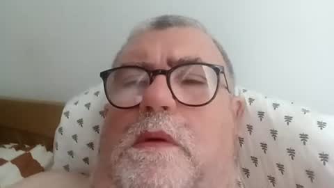 twohats2810 online show from July 18, 7:32 am
