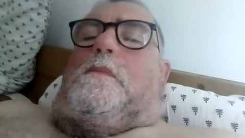 twohats2810 online show from July 15, 4:33 pm