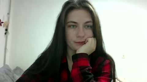 twolatte1520 online show from November 28, 8:32 am