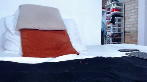 Angel online show from November 3, 2:12 am