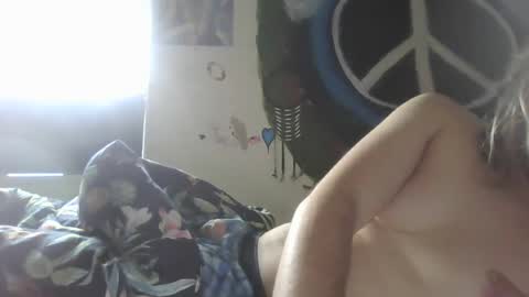 twonkydonk27 online show from October 8, 4:35 pm