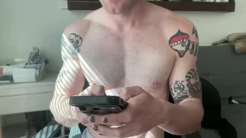 twunkymikey online show from April 28, 10:25 pm