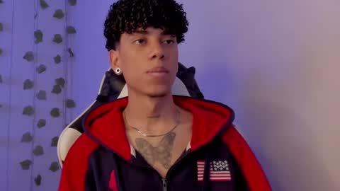 Tyler Garcia  online show from February 25, 1:21 pm