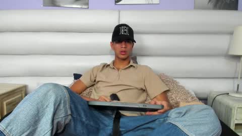 Snapshot of tyler_rodriguez chatting on February 26, 7:42 pm Tyler Rodriguez online show from February 26, 7:42 pm