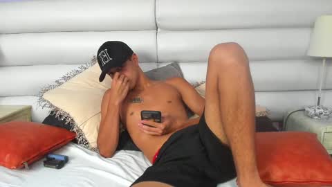 Snapshot of tyler_rodriguez chatting on March 6, 12:10 am Tyler Rodriguez online show from March 6, 12:10 am
