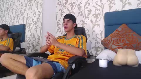 Snapshot of tyler_rodriguez chatting on February 11, 3:18 pm Tyler Rodriguez online show from February 11, 3:18 pm