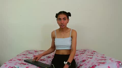 Snapshot of tylor_martinez chatting on February 6, 7:51 pm Tylor Martinez online show from February 6, 7:51 pm