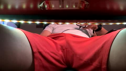 Slong Dong online show from March 12, 6:17 am