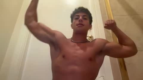 tyy0ung online show from May 8, 11:10 pm