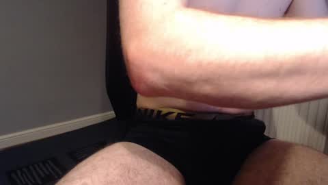 UKGuy online show from June 5, 9:53 pm