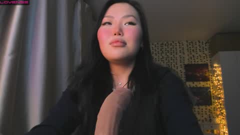 uko sa online show from December 22, 4:47 pm