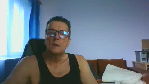 ulmeni4 online show from December 1, 12:03 pm