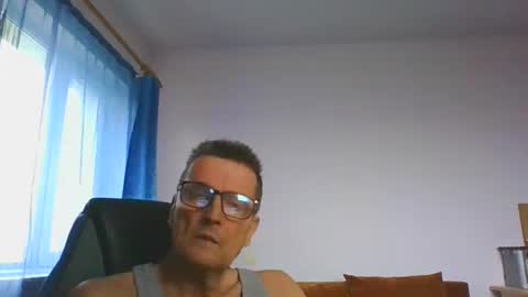 ulmeni7 online show from December 22, 12:34 pm