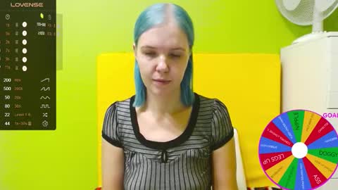 Snapshot of ultra_meow chatting on October 12, 5:26 pm Roxy online show from October 12, 5:26 pm