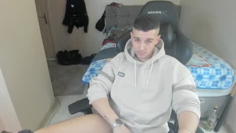 hi im mike tyson -  online show from February 1, 11:16 pm