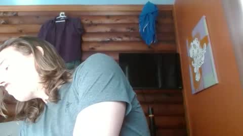 Snapshot of umphreak42 chatting on February 25, 6:55 pm Andrew online show from February 25, 6:55 pm