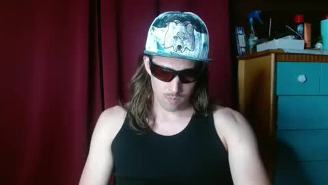 Snapshot of umphreak42 chatting on October 11, 3:33 am Andrew online show from October 11, 3:33 am