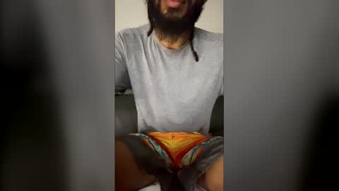 uncut_boricua online show from April 5, 11:24 pm