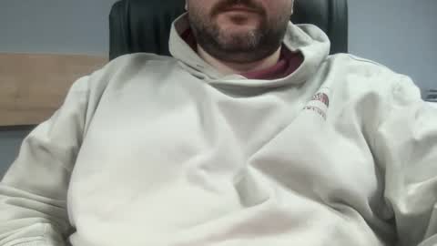 uncutdude321 online show from December 5, 12:36 pm