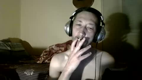 underguy19 online show from April 3, 9:22 pm