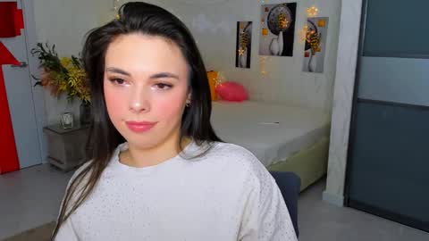 Patricia online show from March 12, 4:24 pm