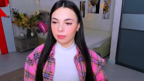 Patricia online show from March 9, 7:26 pm