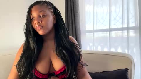 Unholybaddie online show from April 21, 8:10 am