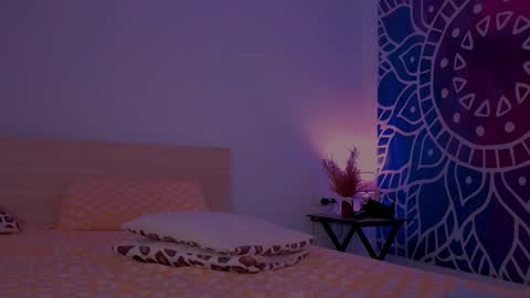 Alice online show from November 18, 5:16 pm