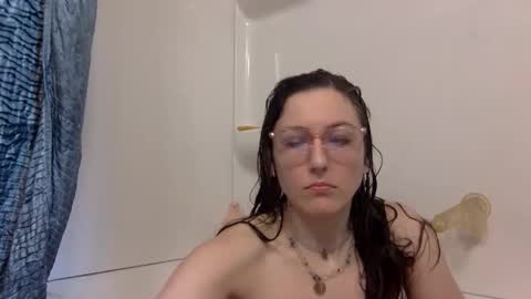 Lola Moonstone online show from January 15, 5:44 pm