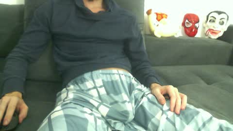 uniqueboy22 online show from March 28, 9:49 pm