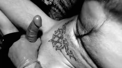 unlitimnaughty_ online show from February 23, 6:15 am