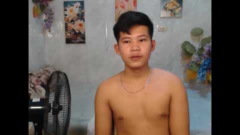 ur_bigcockeziekiel online show from May 3, 10:32 am