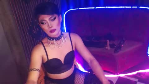 MISS ANNA online show from January 11, 1:22 am