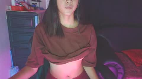 ur_kai69 online show from July 18, 11:23 am