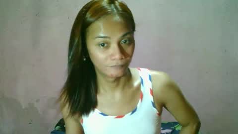 ur_sexybabe_ehra online show from April 19, 12:22 am