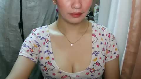 ur_yassy online show from May 25, 5:13 am