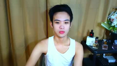 urasiancumboix2 online show from November 19, 6:07 pm