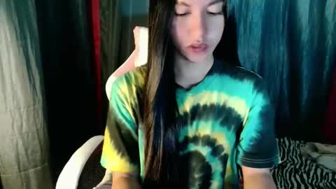 Elizabeth online show from March 24, 8:48 pm