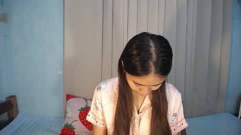 Urbbgurl lynxx  online show from February 8, 8:45 pm