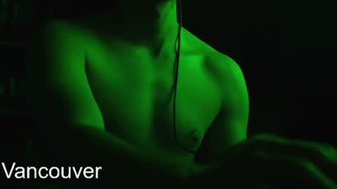 urboytoy_512 online show from June 18, 2:17 am