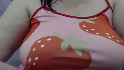 Snapshot of urcock4me chatting on January 1, 7:41 am urcock4me online show from January 1, 7:41 am