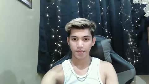 ASIANBBYBOY online show from September 17, 12:41 pm