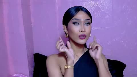 Snapshot of urfavblackbarbie chatting on September 16, 9:18 pm PATRICIA online show from September 16, 9:18 pm