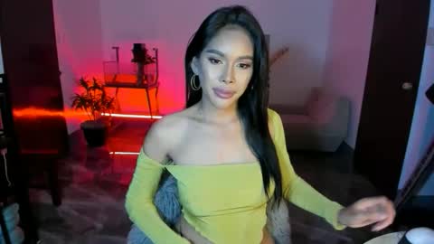 Angela Cullens online show from February 18, 9:09 pm