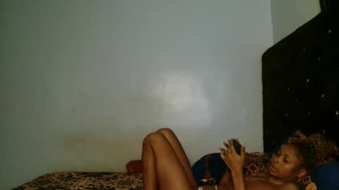 urflirtydoll online show from April 3, 4:25 pm