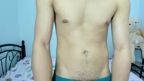 urfucker_vinz online show from February 23, 2:41 pm