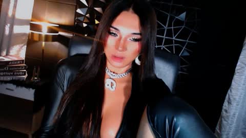 My bella 3 online show from September 29, 1:32 pm