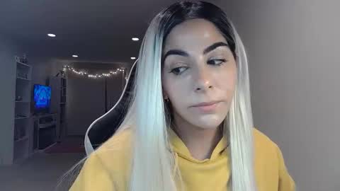 Snapshot of urgoddessmarla chatting on September 10, 1:39 am Goddess Marla online show from September 10, 1:39 am