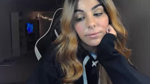 Snapshot of urgoddessmarla chatting on October 5, 3:26 am Goddess Marla online show from October 5, 3:26 am